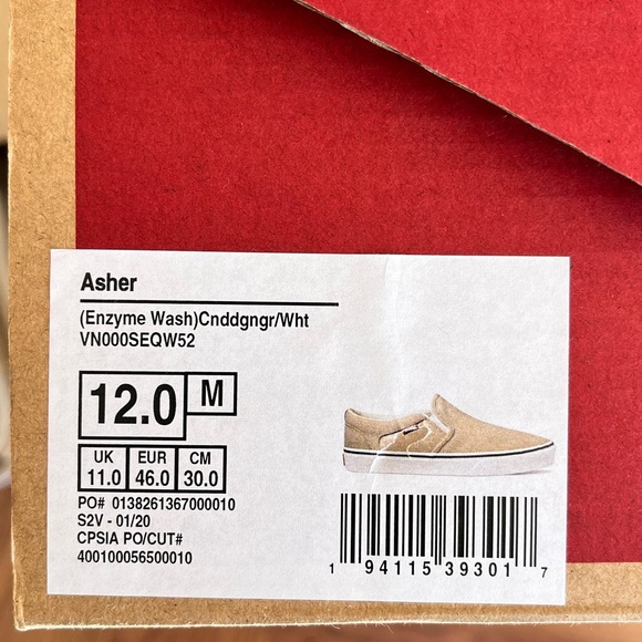 Men’s Classic Canvas Slip On Vans - Picture 3 of 8